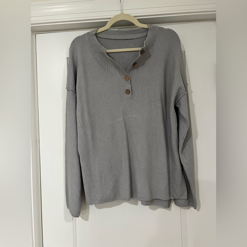 Gray Knit Set - Picture 2 of 6